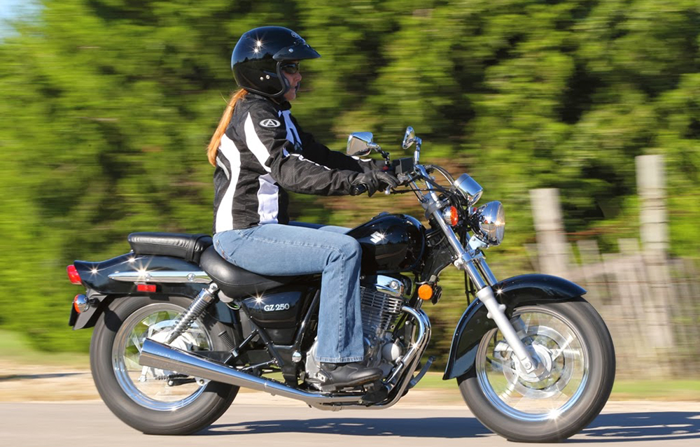 Mujeres en moto