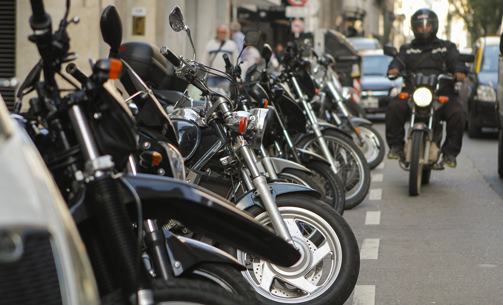 Mujeres en moto