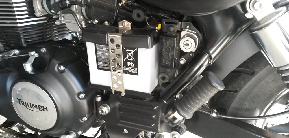 cómo mantener la batería de la moto en invierno