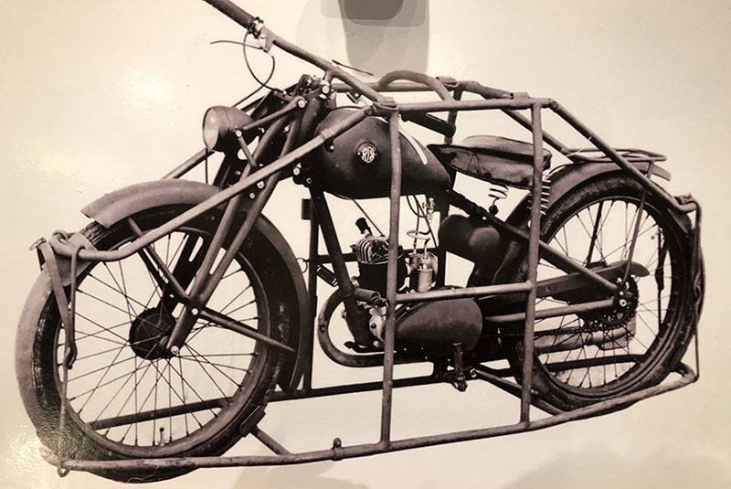 Royal Enfield Classic 500 Pegasus