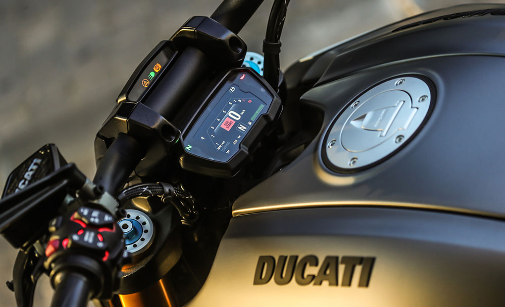 motos ducati 2020