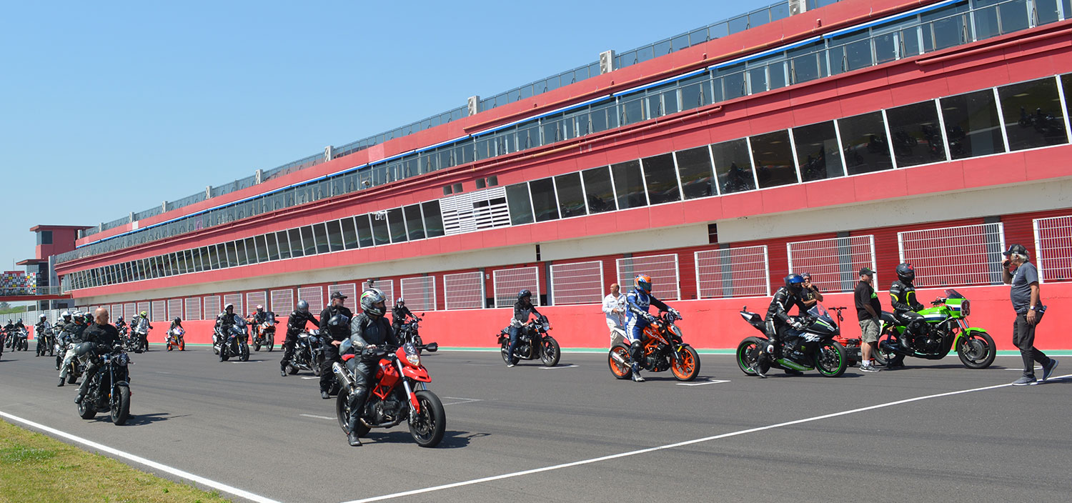 800KM Termas GP triunfo Yamaha