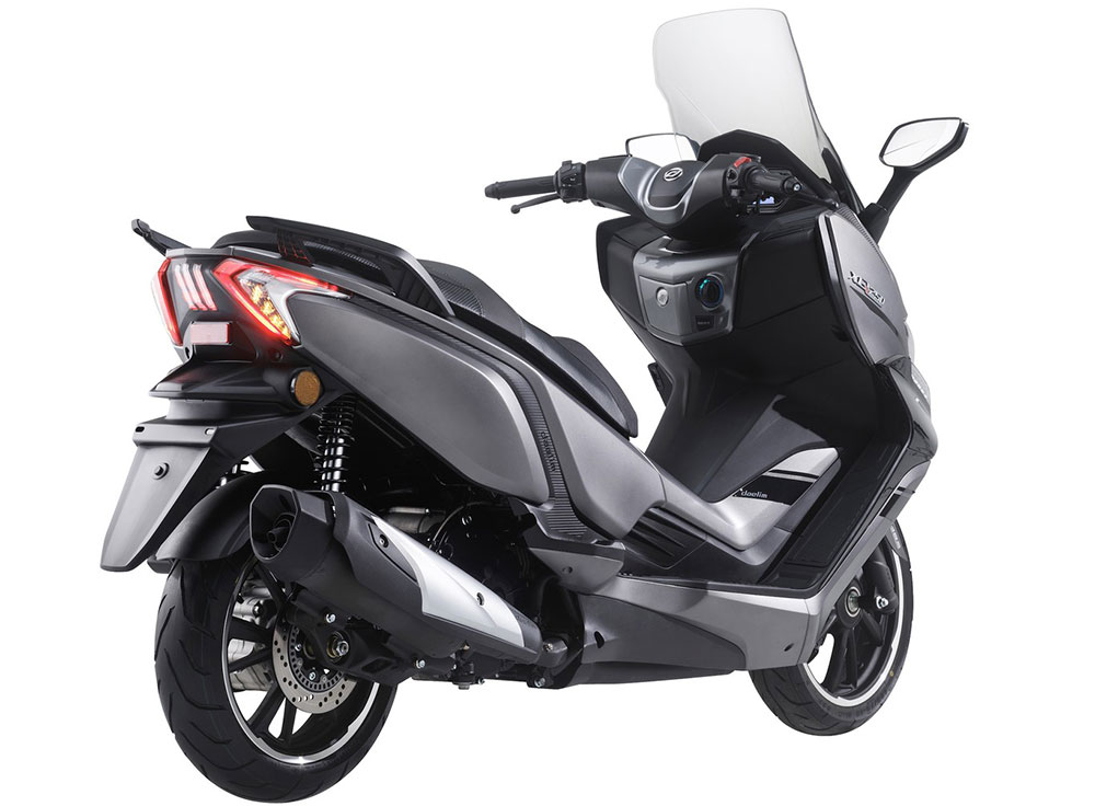 scooter Daelim XQ2 300