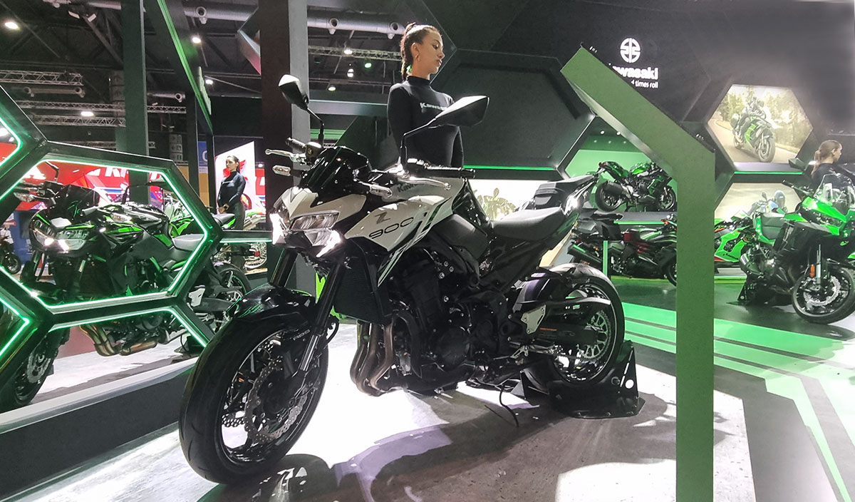 kawa 900